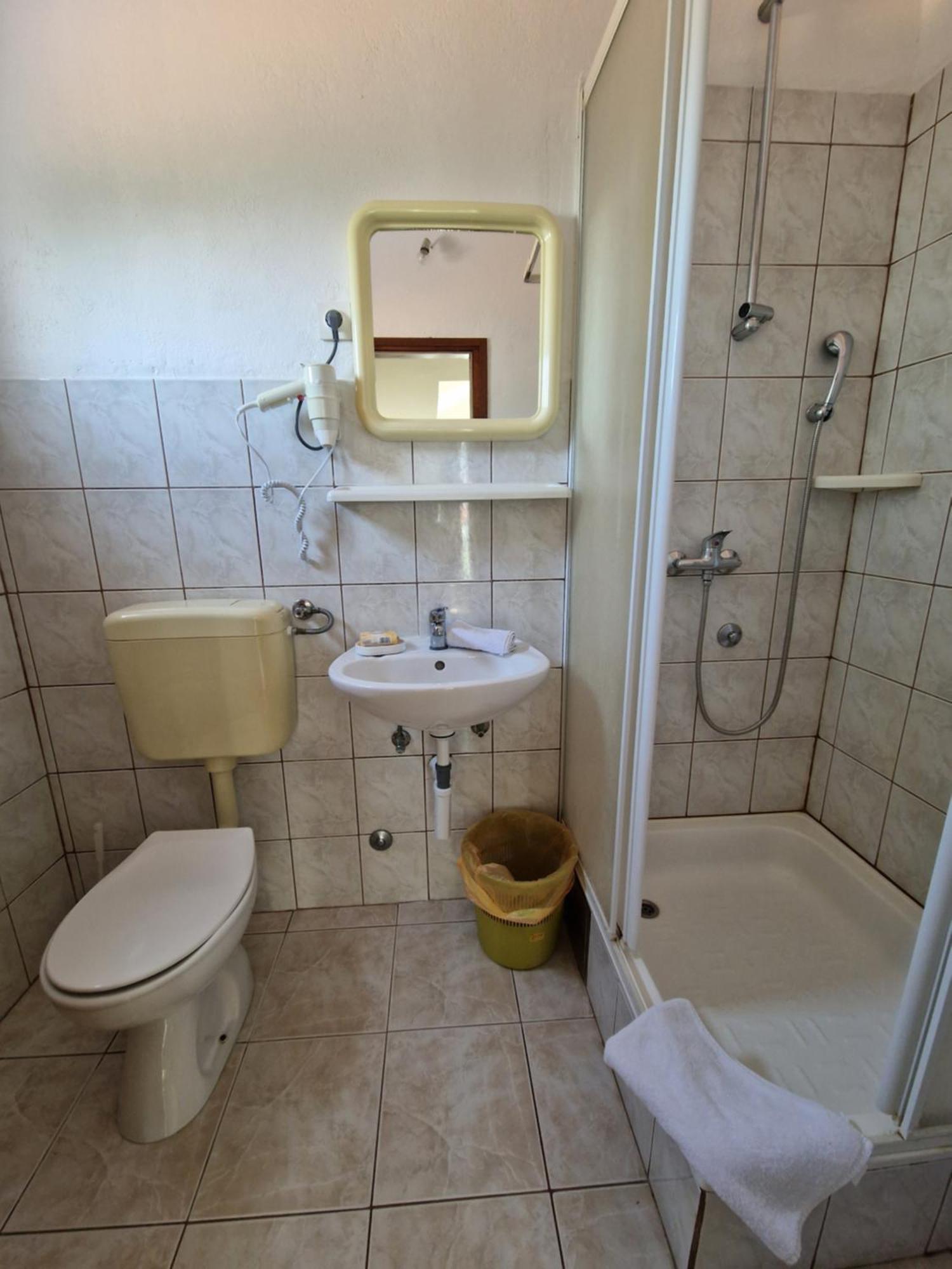 Apartmani "Ivan" มารีนา ภายนอก รูปภาพ