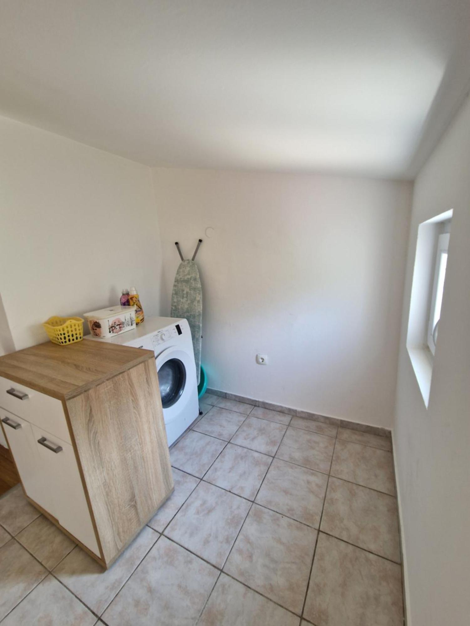 Apartmani "Ivan" มารีนา ภายนอก รูปภาพ