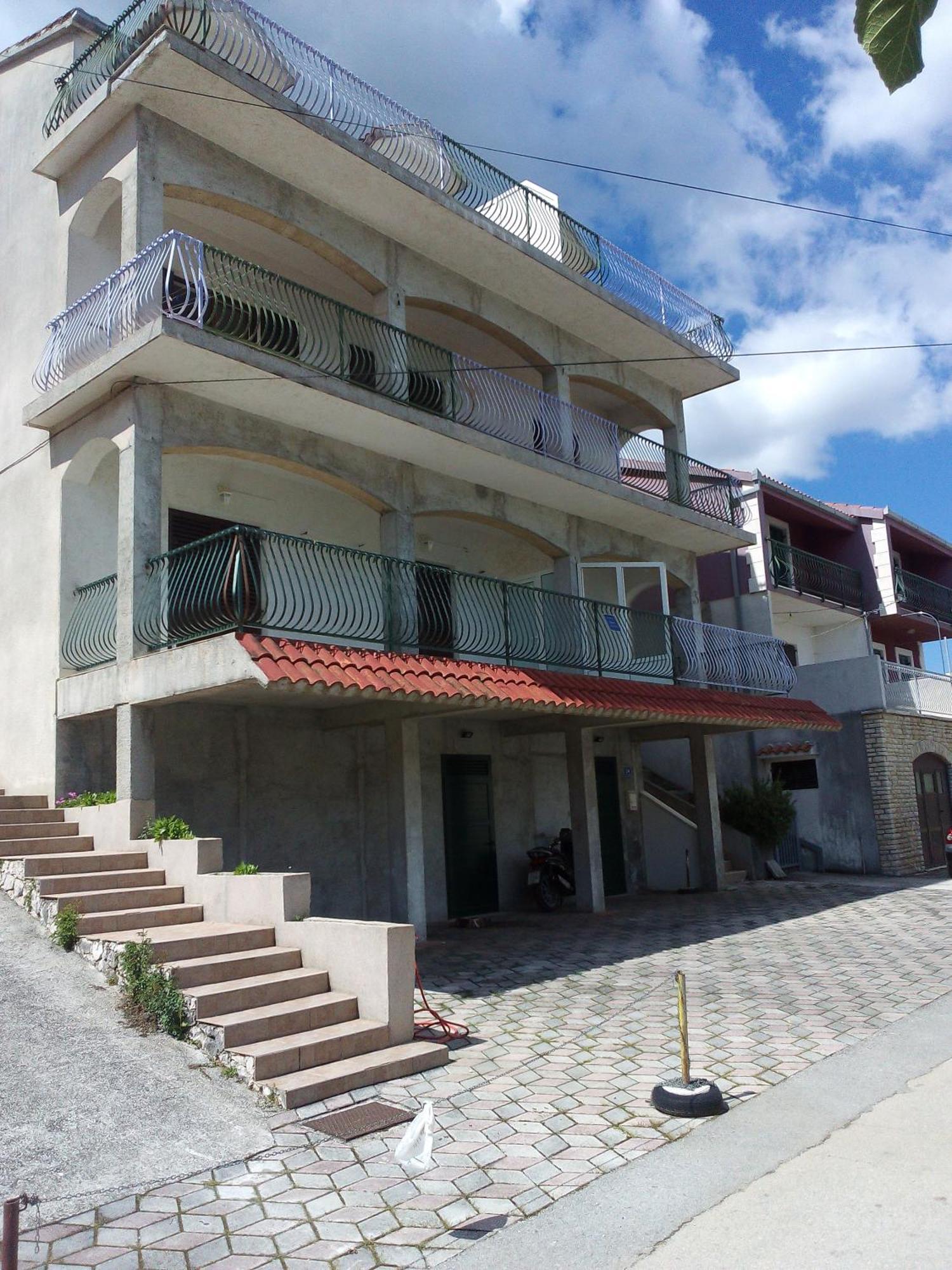 Apartmani "Ivan" มารีนา ภายนอก รูปภาพ